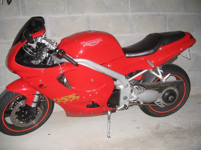 La moto...