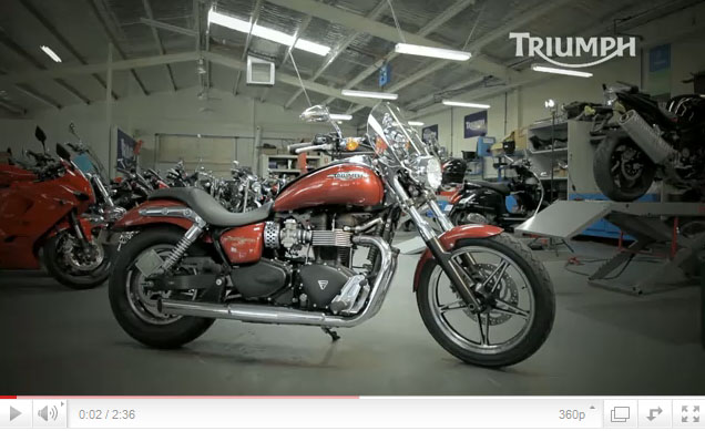 Lancement vidéo des Triumph America et Speedmaster 2011