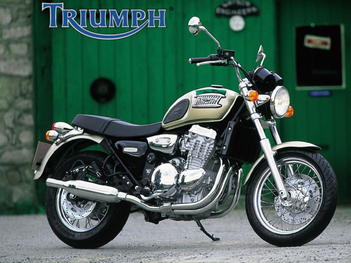 Triumph Thunderbird 900 – 1995 à 1998 et 2000 à 2003